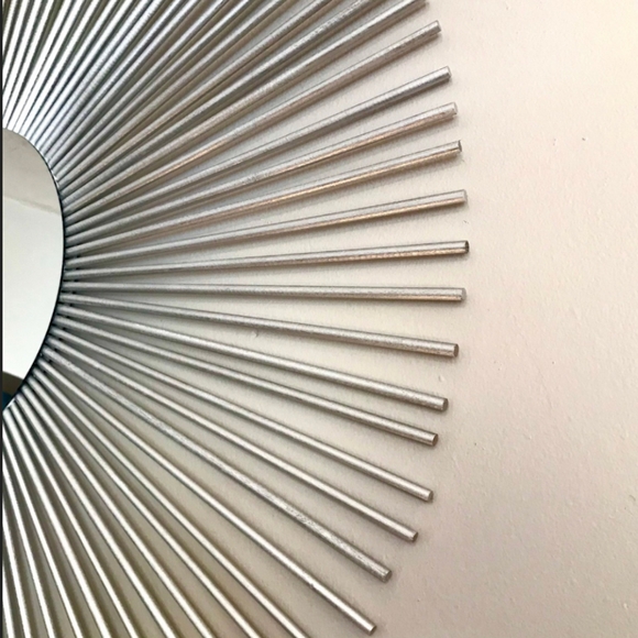 Large 35" Silver Sunburst Mirror Decorative Wall Mirror - Picture 4 of 9